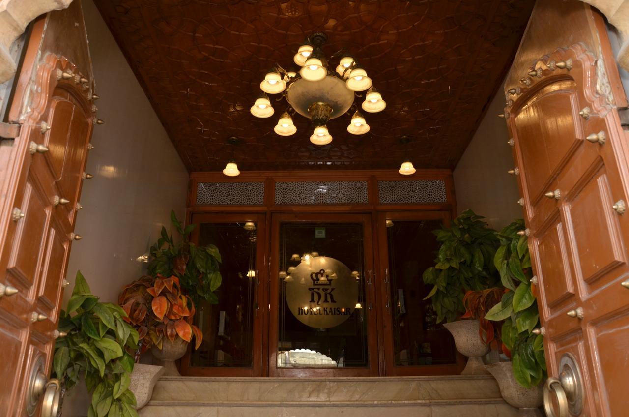 Hotel Kaisar Srīnagar Exterior foto